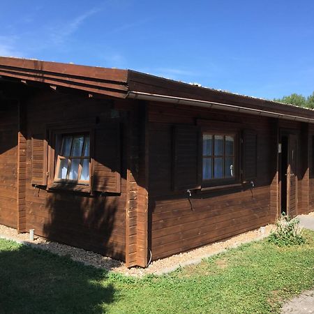 Abb Sportcenter Gaensefurth, Doppelzimmer Ohne Kueche, Standard Doppelzimmer Mit Kueche Hecklingen  Exterior photo